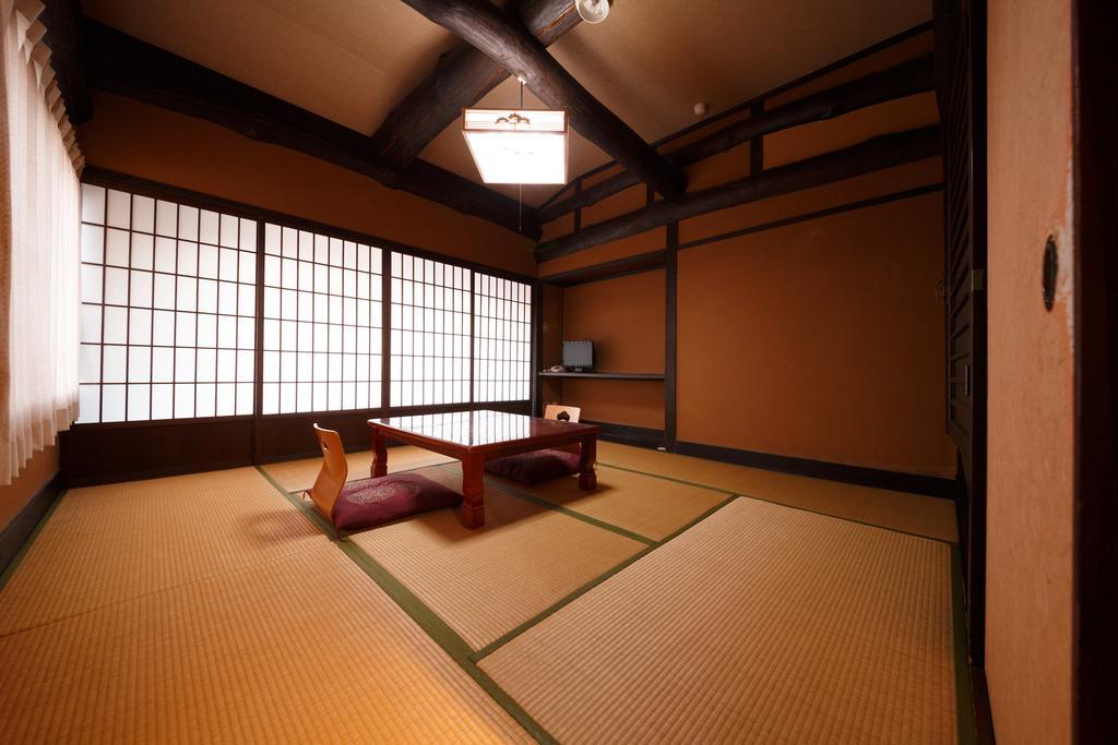 Yufuin Ryokan Tadaima Εξωτερικό φωτογραφία