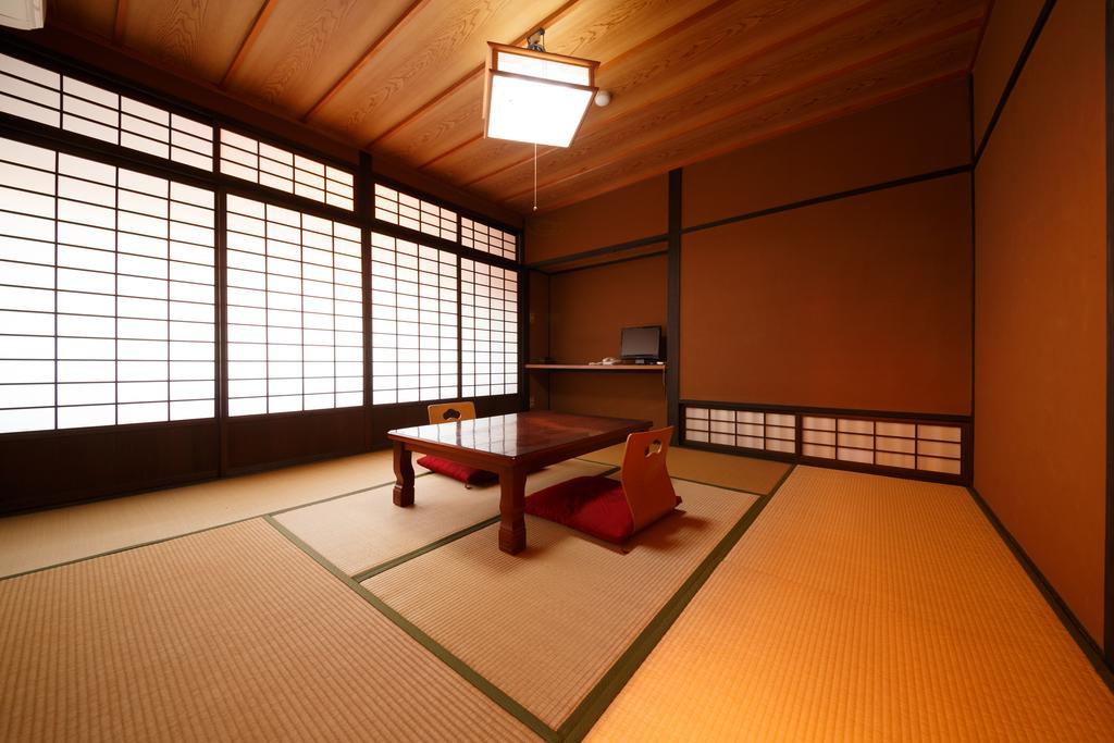 Yufuin Ryokan Tadaima Εξωτερικό φωτογραφία