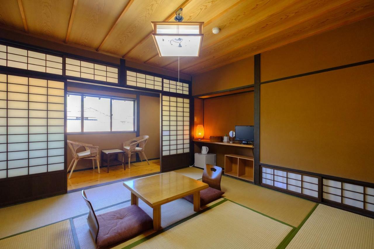 Yufuin Ryokan Tadaima Εξωτερικό φωτογραφία
