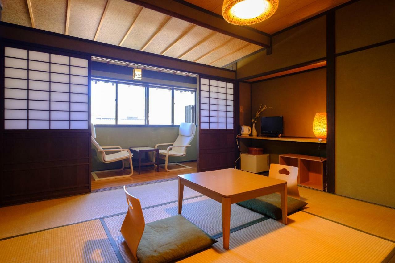 Yufuin Ryokan Tadaima Εξωτερικό φωτογραφία